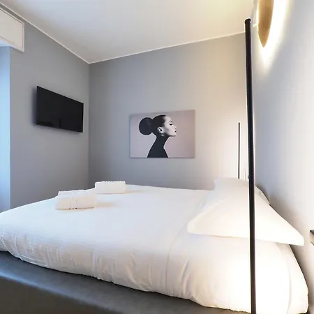Mila Cenisio Apartman Milánó