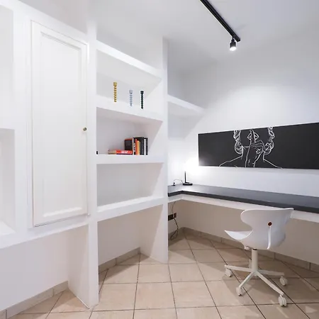 Mila Cenisio Apartman *